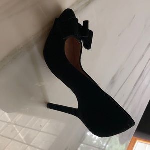 Black suede high heals